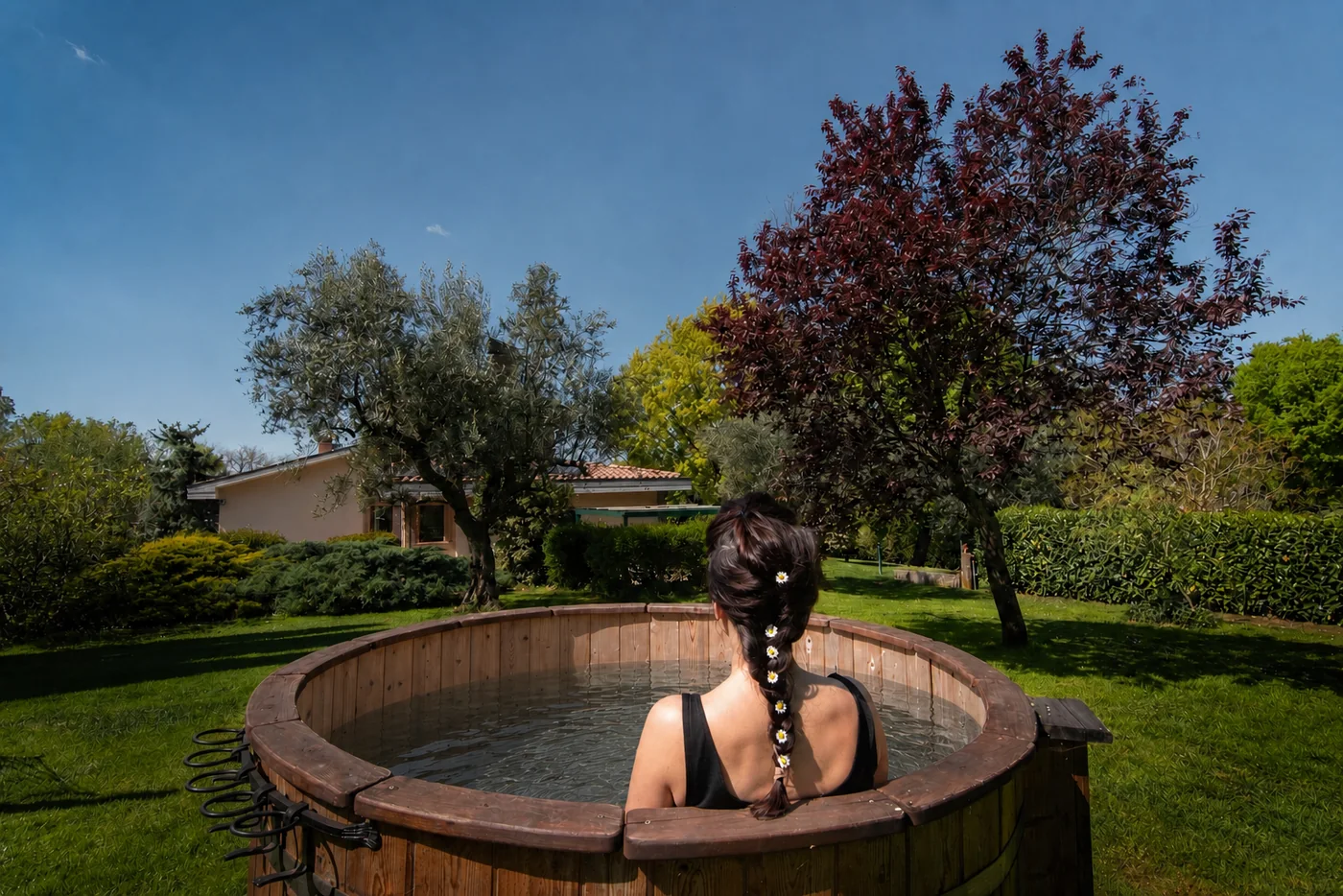 Vasca esterna del Bio&B Italyke con acqua